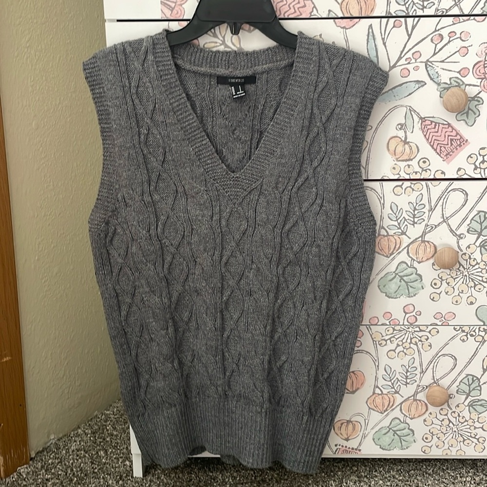 Forever 21 Knit Sweater Vest